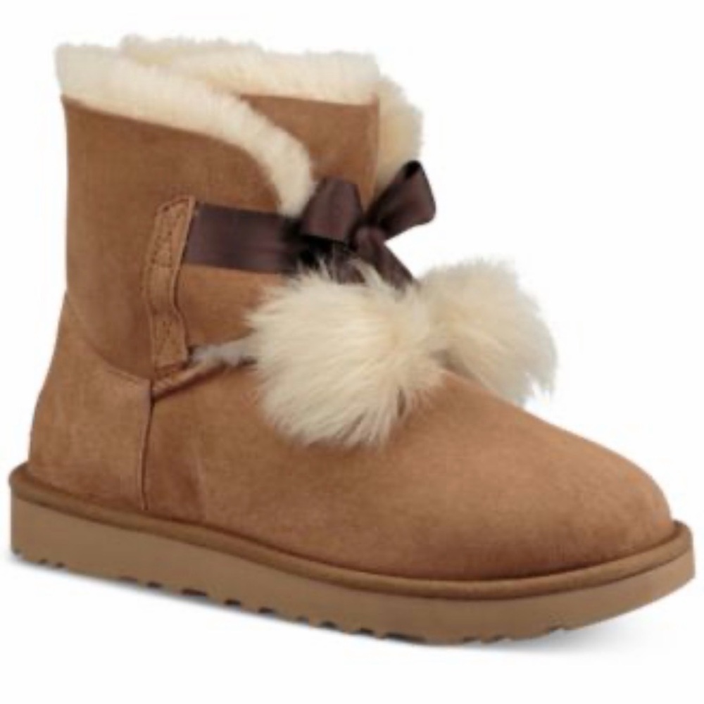 UGG Gita Pom Pom Women's Chestnut Suede‎ Fluffy Shearling Boots Sz 7 EUC